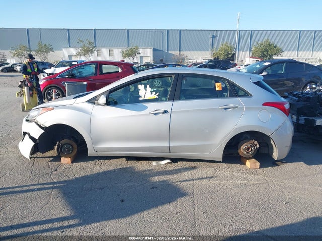 Aukcja sprzedaży 2013 Hyundai Elantra Gt, vin: KMHD35LEXDU112988, numer aukcji: 44318341