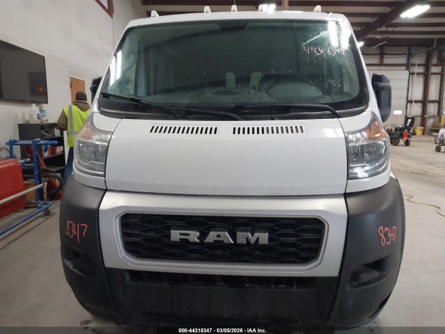 44318347 :رقم المزاد ، 3C6TRVAG6LE138396 vin ، 2020 Ram Promaster 1500 Low Roof 136 Wb مزاد بيع