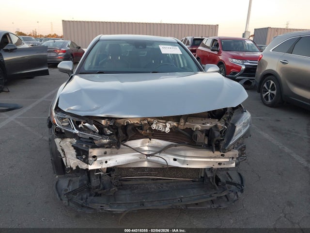 Продаж на аукціоні авто 2020 Toyota Camry Se, vin: 4T1G11AK0LU989749, номер лоту: 44318355