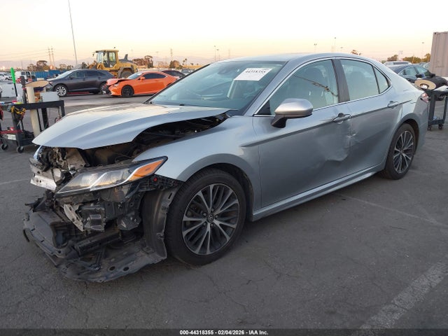Продаж на аукціоні авто 2020 Toyota Camry Se, vin: 4T1G11AK0LU989749, номер лоту: 44318355