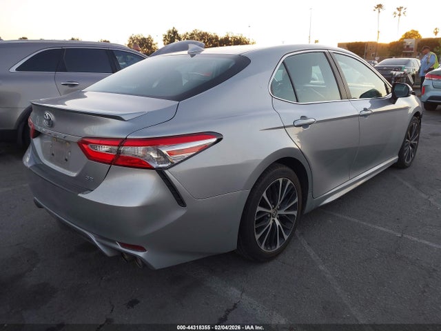 Продаж на аукціоні авто 2020 Toyota Camry Se, vin: 4T1G11AK0LU989749, номер лоту: 44318355