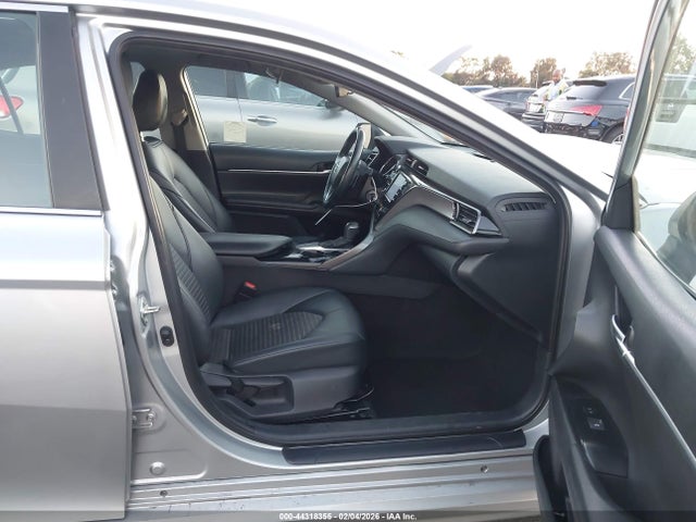 Продаж на аукціоні авто 2020 Toyota Camry Se, vin: 4T1G11AK0LU989749, номер лоту: 44318355