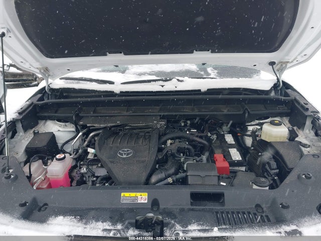 5TDKDRBH8RS565630 Toyota Highlander Xle