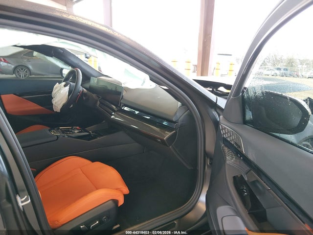 WBS83FK04TCW34238 BMW M5