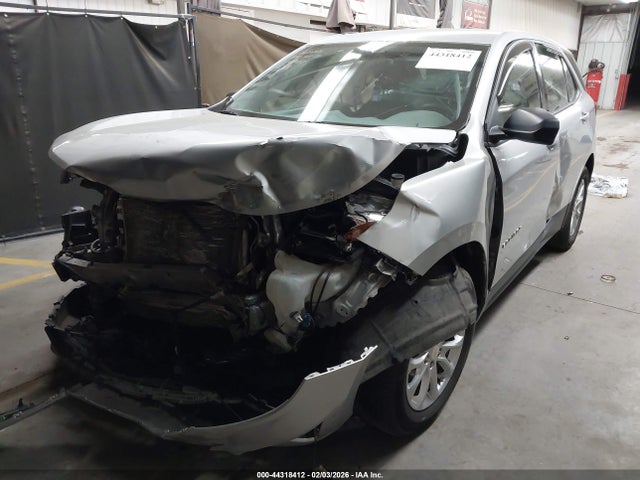 Chevrolet EQUINOX LS 2018 2GNAXHEV8J6123676 Image 2