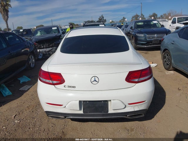 Mercedes-Benz C 300 2017 WDDWJ4JB5HF517601 Image 17