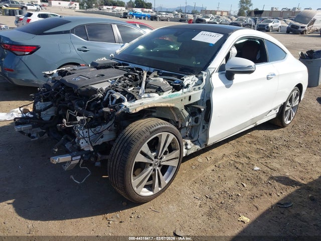 Mercedes-Benz C 300 2017 WDDWJ4JB5HF517601 Image 2
