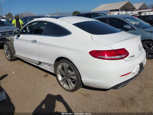 Mercedes-Benz C 300 2017 WDDWJ4JB5HF517601 Image 3