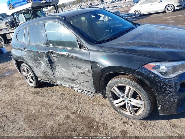 2018 BMW X1 WBXHU7C38J3H43839 Photo 5