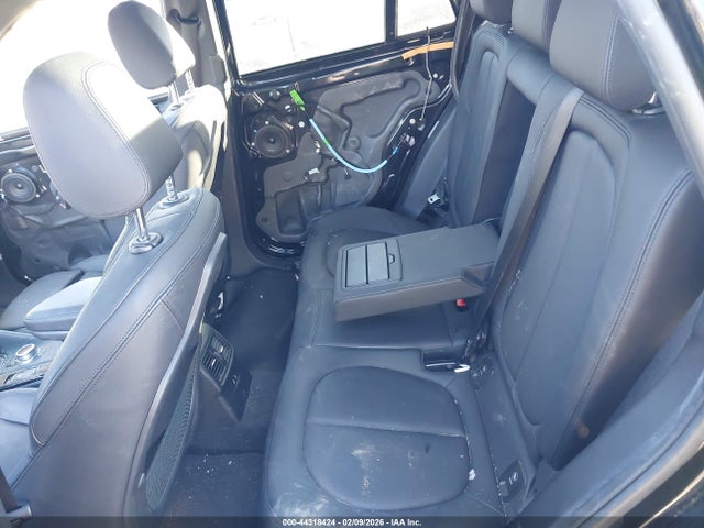 2018 BMW X1 WBXHU7C38J3H43839 Photo 7