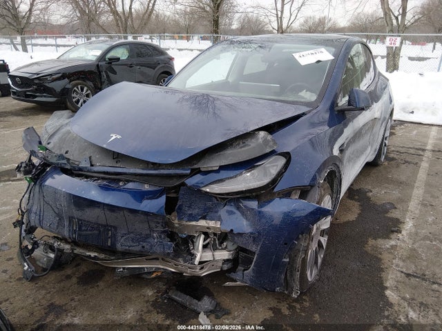 44318478 :رقم المزاد ، 5YJYGAEE1MF281564 vin ، 2021 Tesla Model Y Long Range Dual Motor All-wheel Drive مزاد بيع