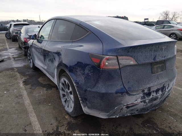 44318478 :رقم المزاد ، 5YJYGAEE1MF281564 vin ، 2021 Tesla Model Y Long Range Dual Motor All-wheel Drive مزاد بيع