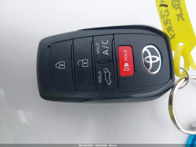 Toyota BZ4X XLE 2024 JTMABACA7RA088478 Image 11