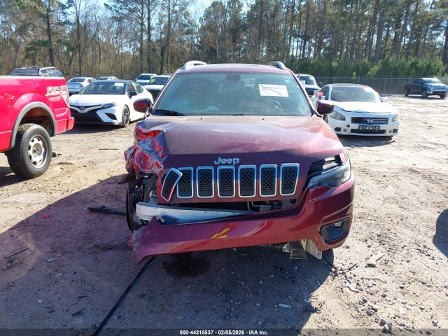 44318537 :رقم المزاد ، 1C4PJLLB3KD176658 vin ، 2019 Jeep Cherokee Latitude Plus Fwd مزاد بيع