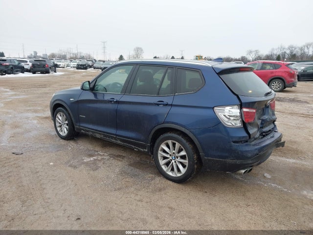 2016 BMW X3 5UXWX9C54G0D92025 Photo 2