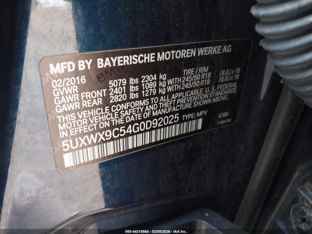 2016 BMW X3 5UXWX9C54G0D92025 Photo 8