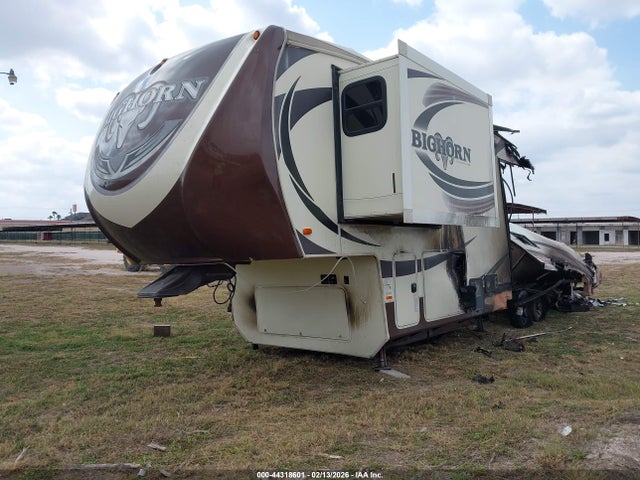 Продажа на аукционе авто 2015 Heartland 38ft, vin: 5SFBG3421FE290243, номер лота: 44318601