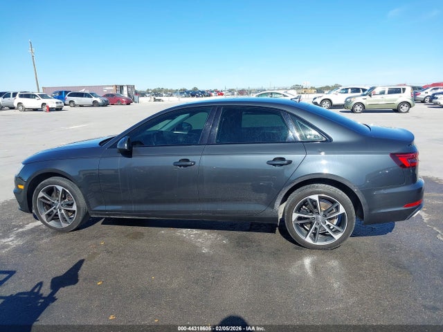 2019 Audi A4 40 Premium/40 Titanium Premium მანქანა იყიდება აუქციონზე, vin: WAUGMAF48KN017764, აუქციონის ნომერი: 44318605