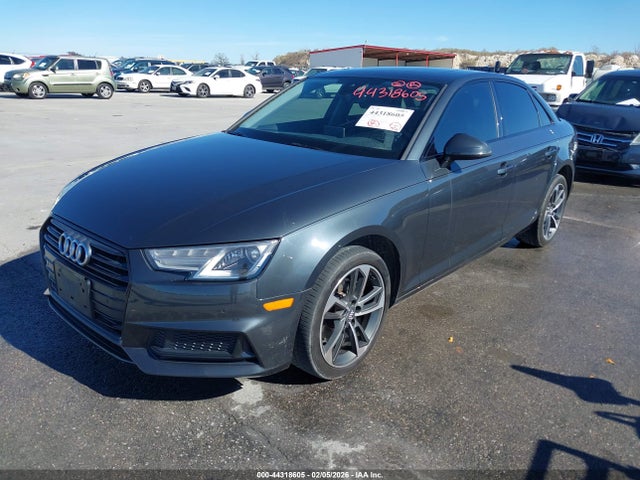 2019 AUDI A4 WAUGMAF48KN017764 Photo 1