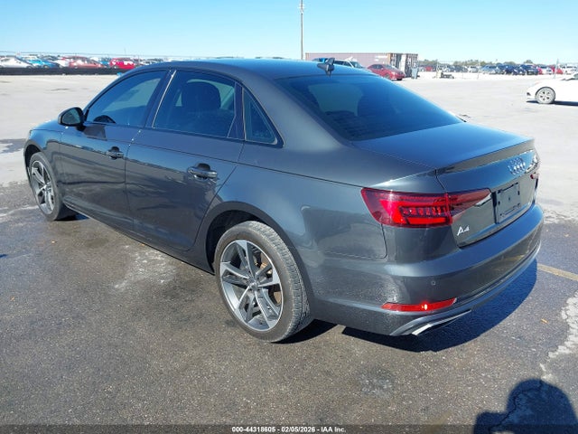 2019 AUDI A4 WAUGMAF48KN017764 Photo 2