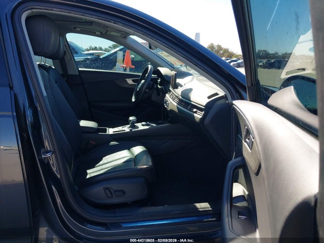 2019 AUDI A4 WAUGMAF48KN017764 Photo 4