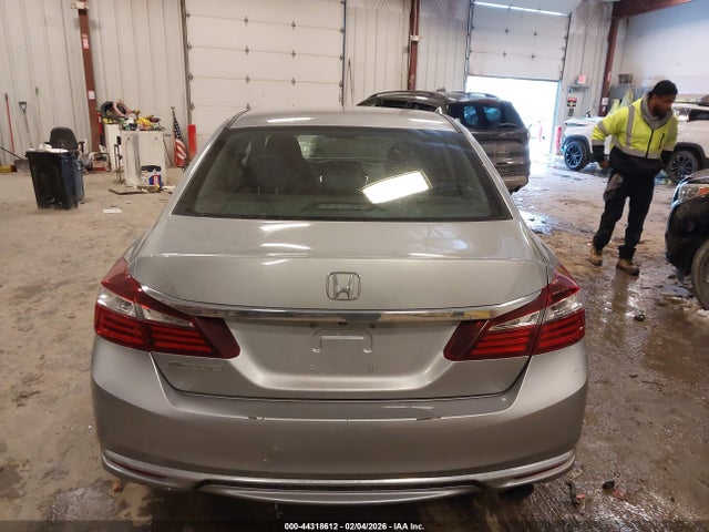 Aukcja sprzedaży 2017 Honda Accord Lx, vin: 1HGCR2F38HA279642, numer aukcji: 44318612