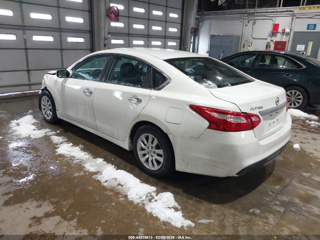 Nissan Altima 2.5 S 2016 1N4AL3AP2GN313269 Image 3
