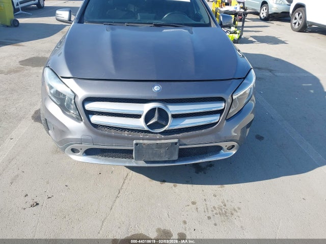 WDCTG4GBXGJ199113 Mercedes-Benz Gla 250 4matic