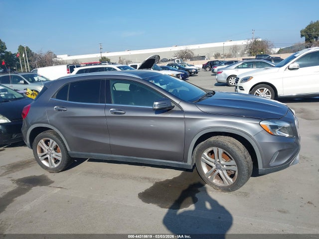 WDCTG4GBXGJ199113 Mercedes-Benz Gla 250 4matic