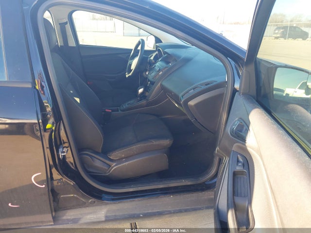 1FADP3E2XJL222740 Ford FOCUS S