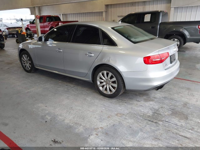 2015 AUDI A4 WAUBFAFL9FN011912 Photo 2