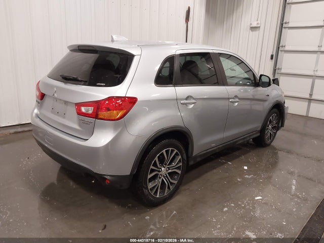 2017 MITSUBISHI OUTLANDER SPORT JA4AR3AU8HZ063779 Photo 3