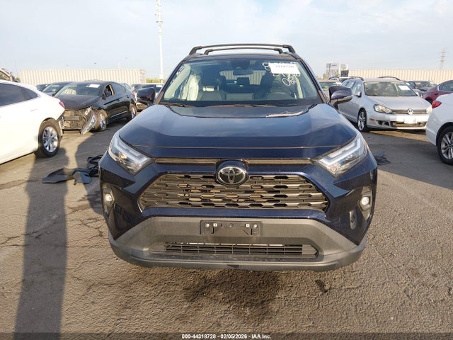 Toyota Rav4 Xle Premium 2023 2T3C1RFV5PW292381 Image 13