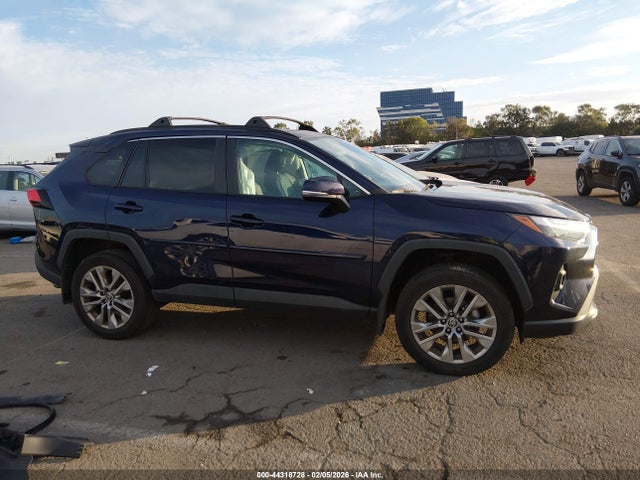Toyota Rav4 Xle Premium 2023 2T3C1RFV5PW292381 Image 14