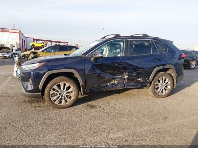 Toyota Rav4 Xle Premium 2023 2T3C1RFV5PW292381 Image 15