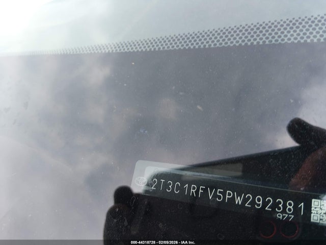 Toyota Rav4 Xle Premium 2023 2T3C1RFV5PW292381 Image 9