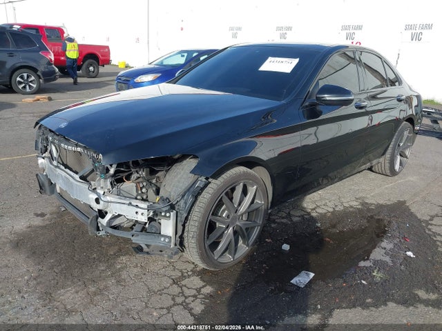 55SWF4KBXHU182221 Mercedes-Benz C 300 Sport 4matic