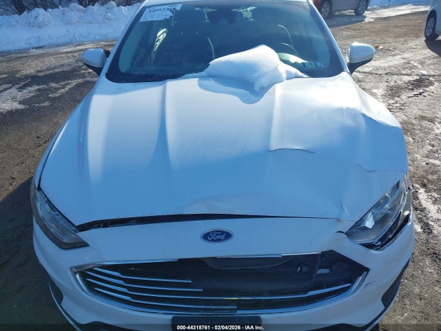 3FA6P0H73LR195450 Ford FUSION SE