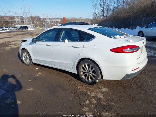 3FA6P0H73LR195450 Ford FUSION SE