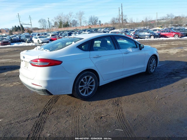 3FA6P0H73LR195450 Ford FUSION SE