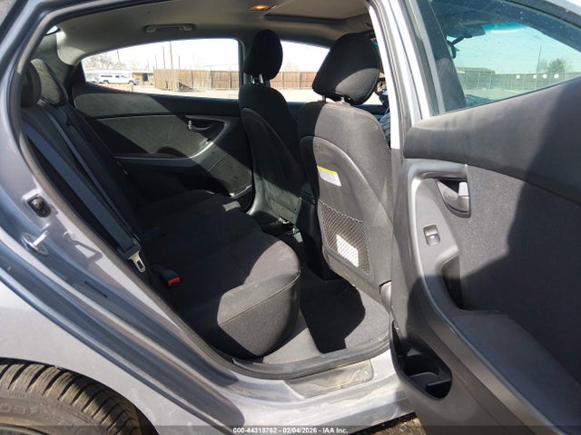 44318762 :رقم المزاد ، 5NPDH4AE9GH730501 vin ، 2016 Hyundai Elantra Value Edition مزاد بيع