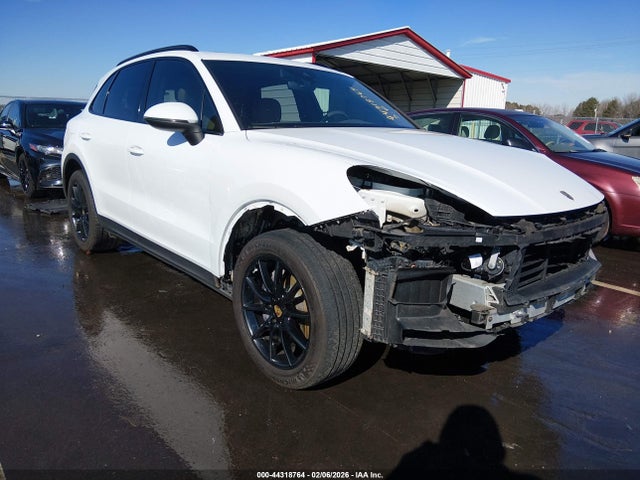 2019 PORSCHE CAYENNE WP1AA2AY1KDA10421 Photo 0
