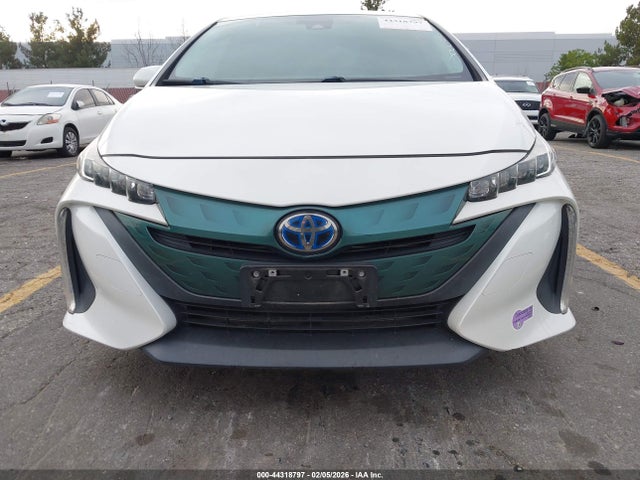 Toyota Prius Prime Plus 2019 JTDKARFP7K3118322 Image 12