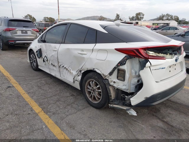 Toyota Prius Prime Plus 2019 JTDKARFP7K3118322 Image 3