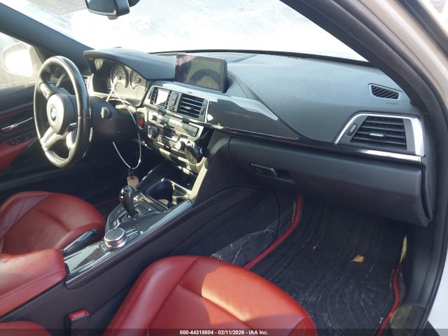 WBS8M9C54J5L00351 BMW M3