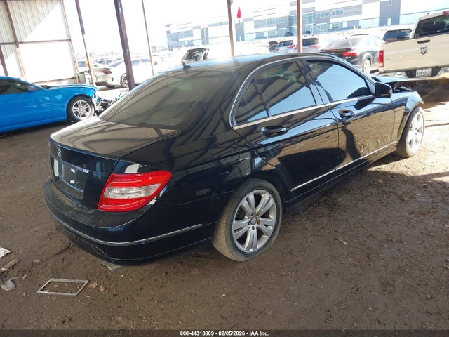 2010 Mercedes-benz C 300 Luxury/sport მანქანა იყიდება აუქციონზე, vin: WDDGF5EB5AR112154, აუქციონის ნომერი: 44318809