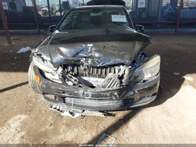 2010 Mercedes-benz C 300 Luxury/sport მანქანა იყიდება აუქციონზე, vin: WDDGF5EB5AR112154, აუქციონის ნომერი: 44318809