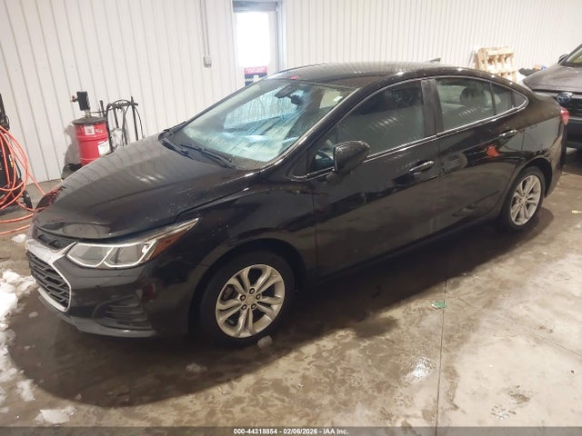 44318854 :رقم المزاد ، 1G1BC5SM6K7152459 vin ، 2019 Chevrolet Cruze Ls مزاد بيع