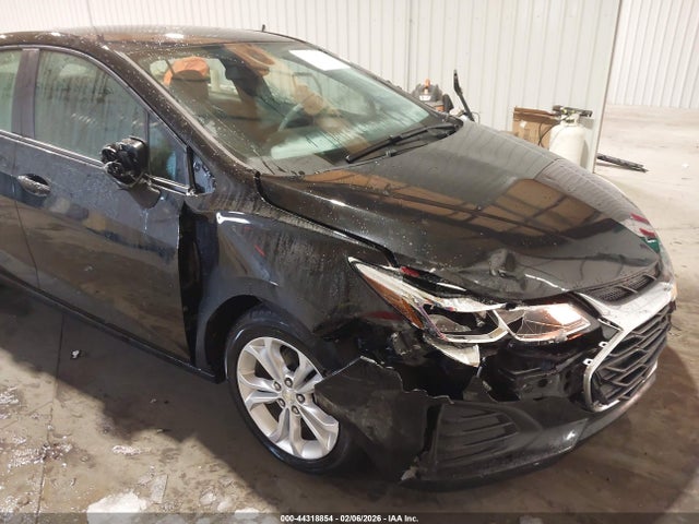 44318854 :رقم المزاد ، 1G1BC5SM6K7152459 vin ، 2019 Chevrolet Cruze Ls مزاد بيع
