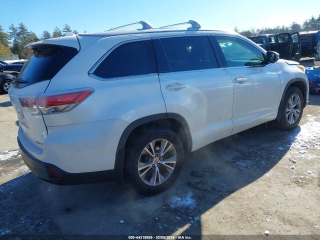 Toyota Highlander Xle 2014 5TDJKRFH4ES029523 Image 4